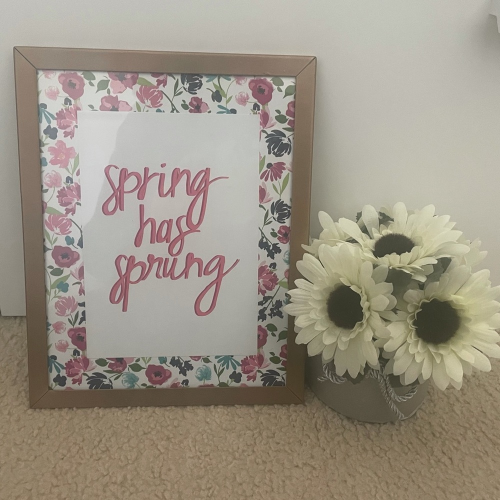 Spring Decor Bundle - Framed picture and fake flowers